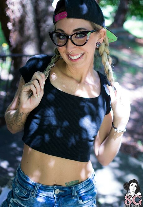 Cheshire_ model nice pics