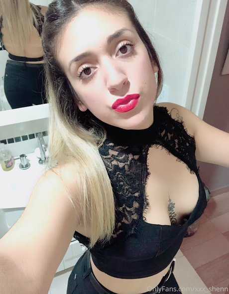 xxx shfire hot pornstar photo