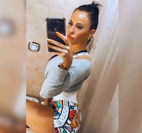 larafox22 pornstar hot pic