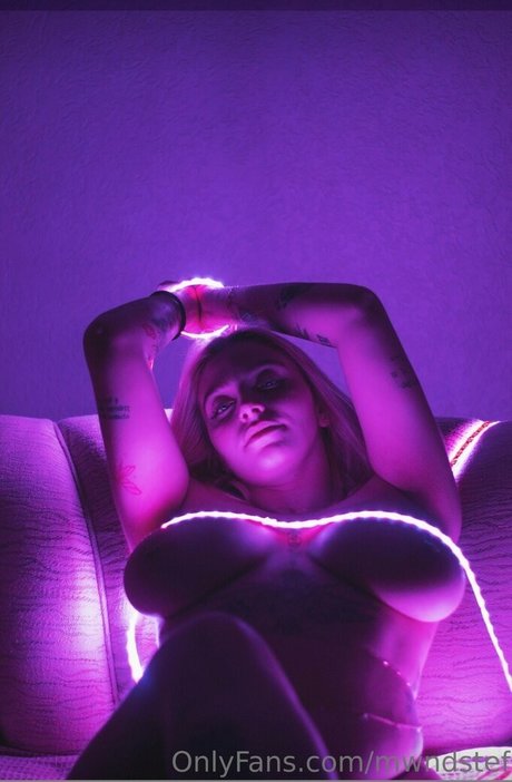 Stef Mwndstef top star gallery