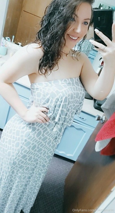 mkmama96 model sex archive