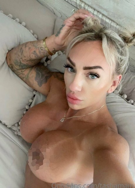 Tashamain model best pic