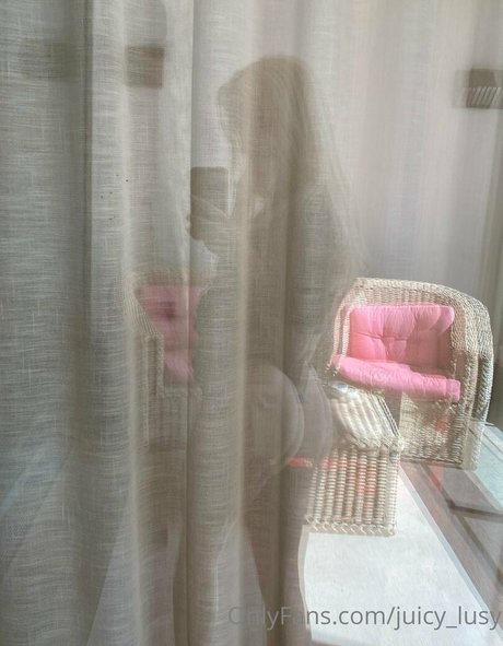 juicy lusy nude star archive