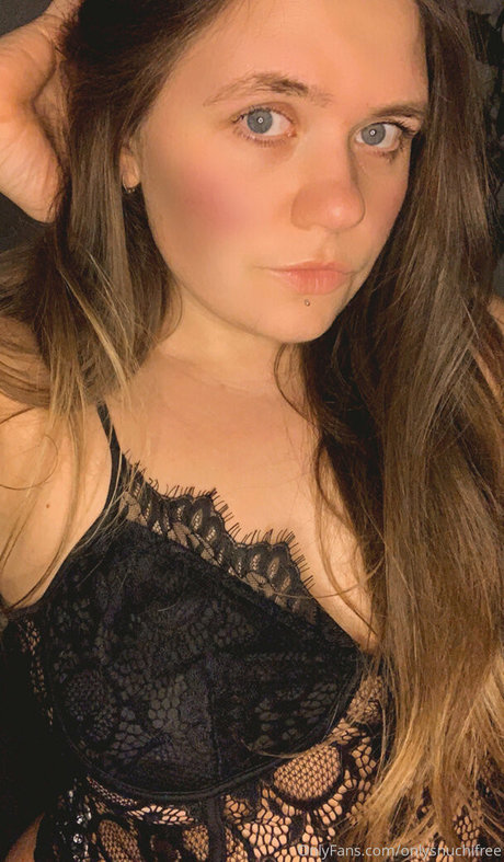 onlysnuchifree sexy star image