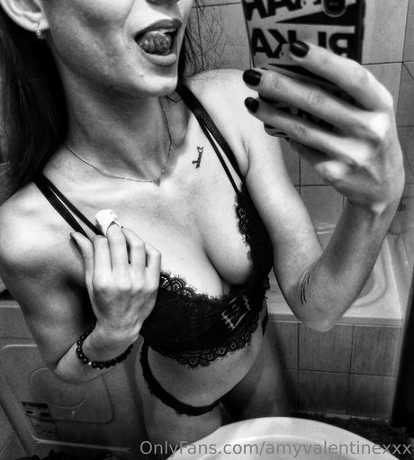 amyvalentinexxx sexy star picture