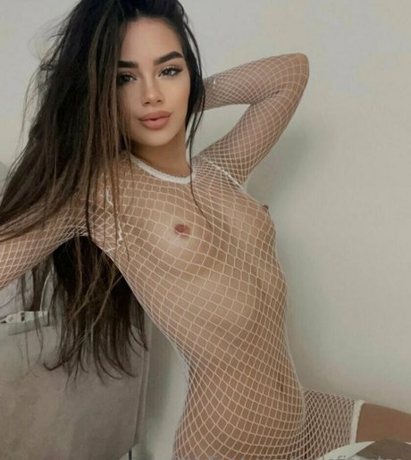 maleficentaa sexy actress picture