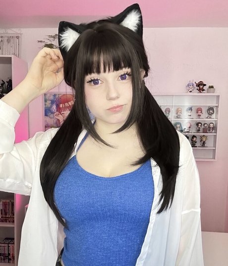 Upminaa pornographic star galleries