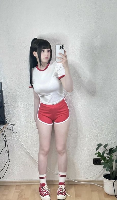 Upminaa model nudes picture