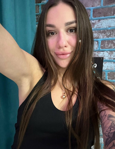 Kitty Katty star beautiful pic