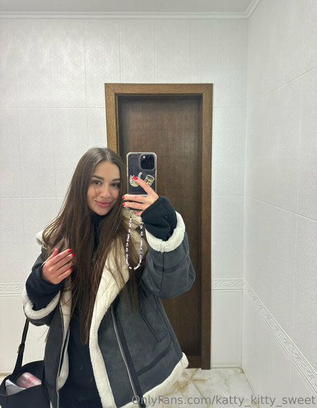 Kitty Katty star high quality images