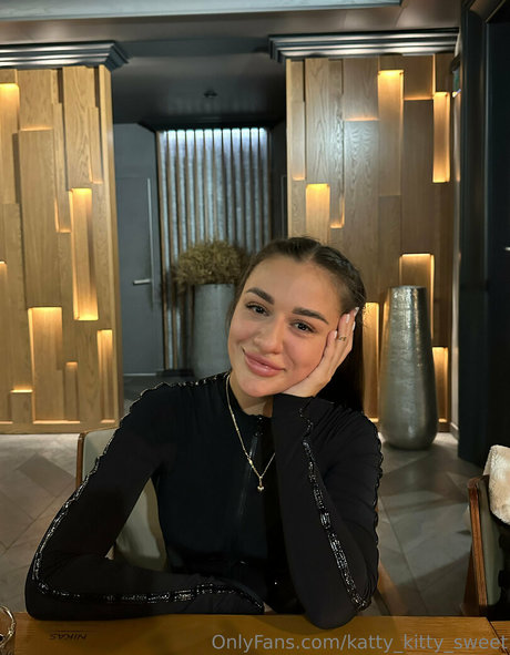 Kitty Katty adult star photo