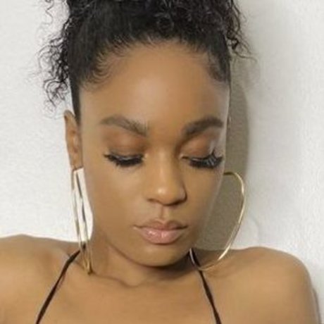 Ashley Allure porn model archive