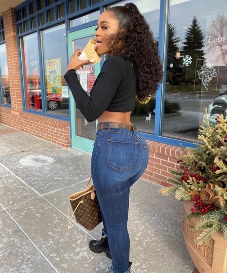 Ashley Allure hd actress images