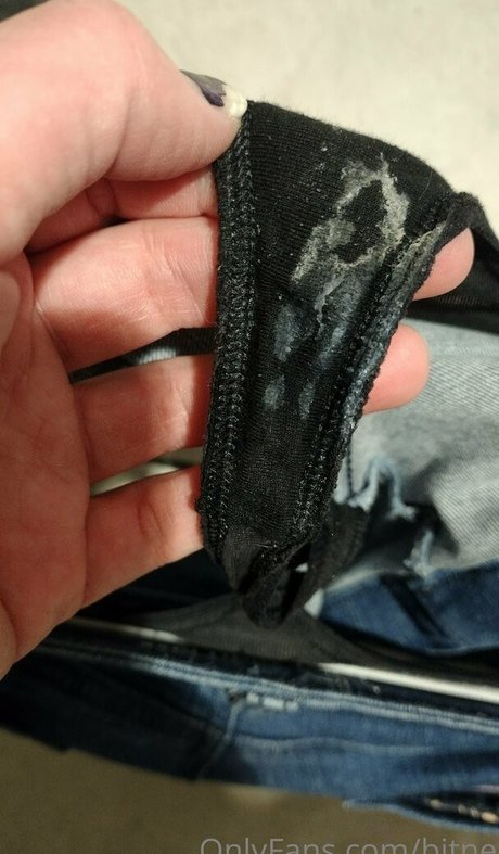 kneebes perfect actress image