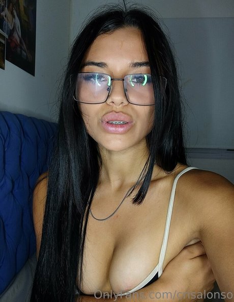 crisalonsoo model adult pics