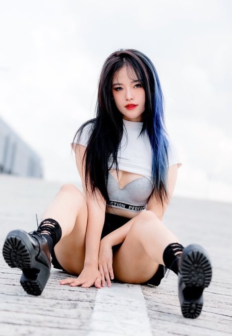 Creamroll high quality pornstar archive