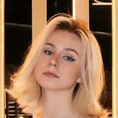 Annabel Lucinda star adult pics