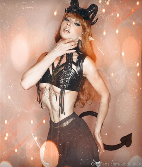 REQ Kiddenkatt top pornstar photo