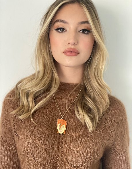 Bella Podaras star porn picture