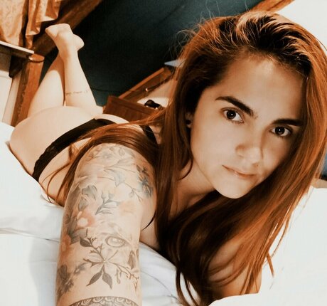 deirys xxx model gallery