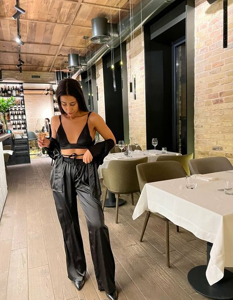 miaa sexy exclusive actress picture