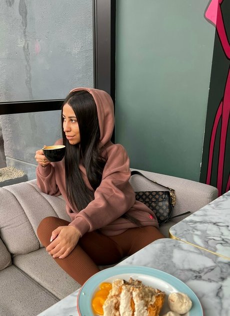 miaa sexy star art image