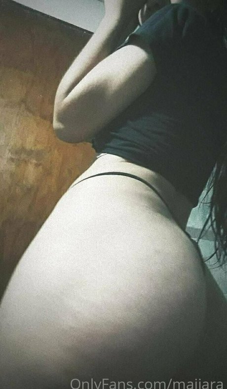maiiara pornstar naked images