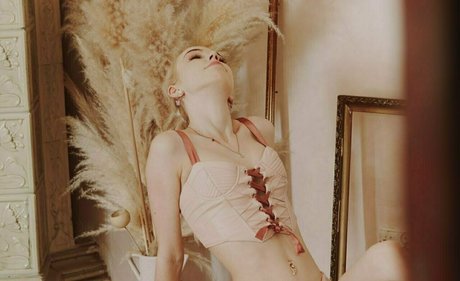 redhead onlyfans beautiful xxx pic