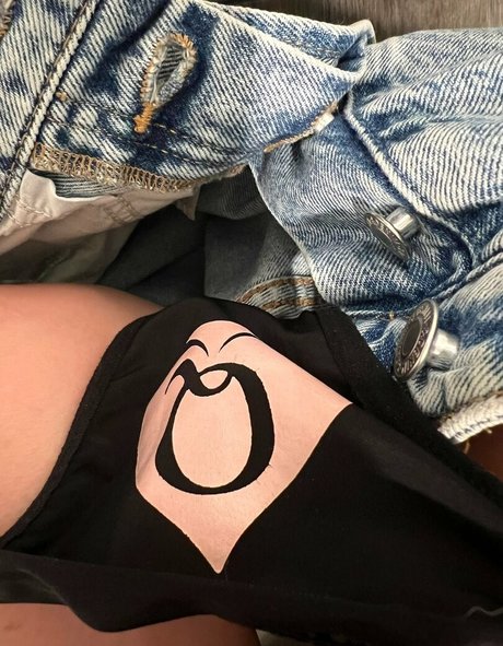 HotWifeHeidi star naked galleries