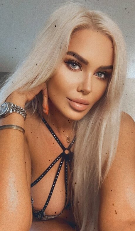 Elisa Bethann top pornstar images