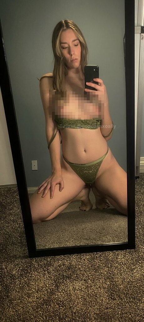 Goddess Ally Etana sex actress picture