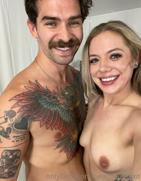 peachylanaxo pornographic actress archive