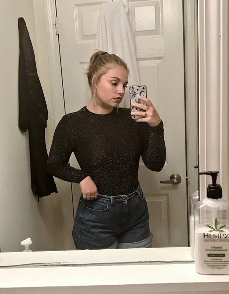 Ruth Choate pornstar picture