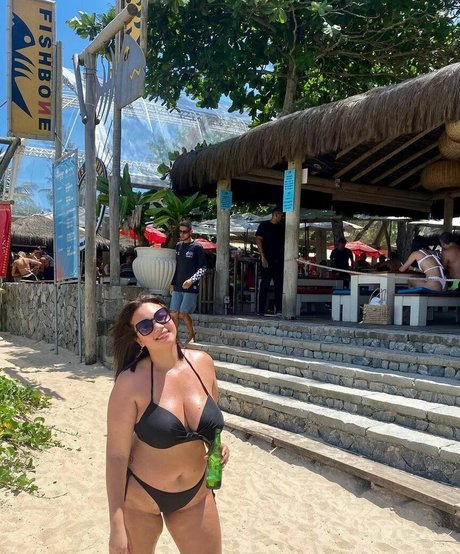 Leandraangelina pretty model picture