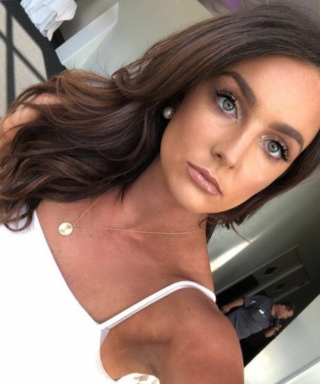 Allie Rosadino beautiful star photo