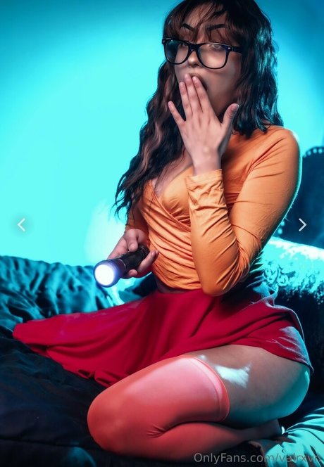 Valrxvn erotic model archive