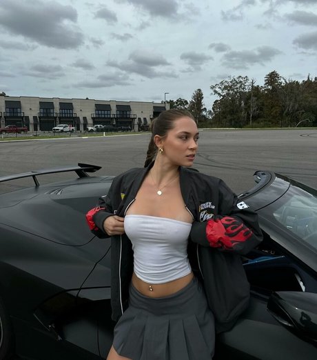 Lola Juarez pornstar free img