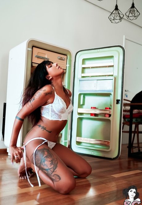 Brendha model picture