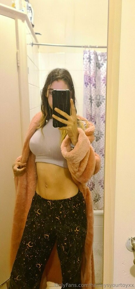 hayleysyourtoyxx pornstar hot pics