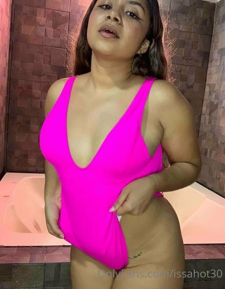 issahott31 model pornographic gallery