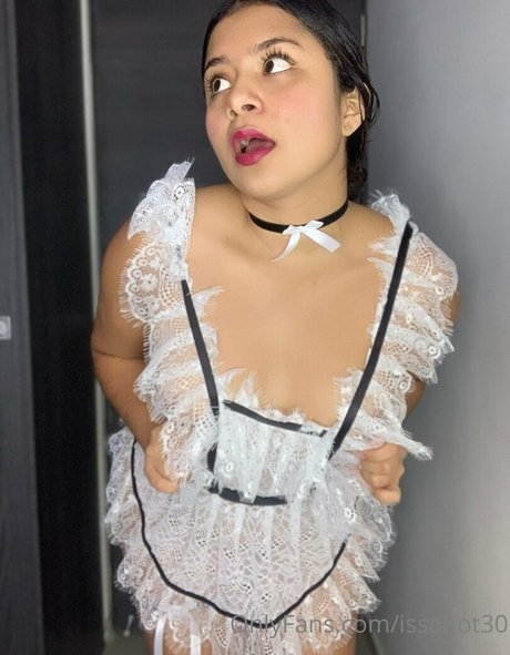 issahott31 sex actress pics