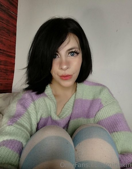 minakin model beautiful img