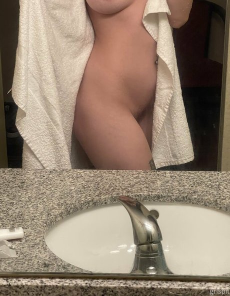 grlspit nice pornstar image
