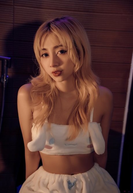 Mercury Nguyen pornstar art image