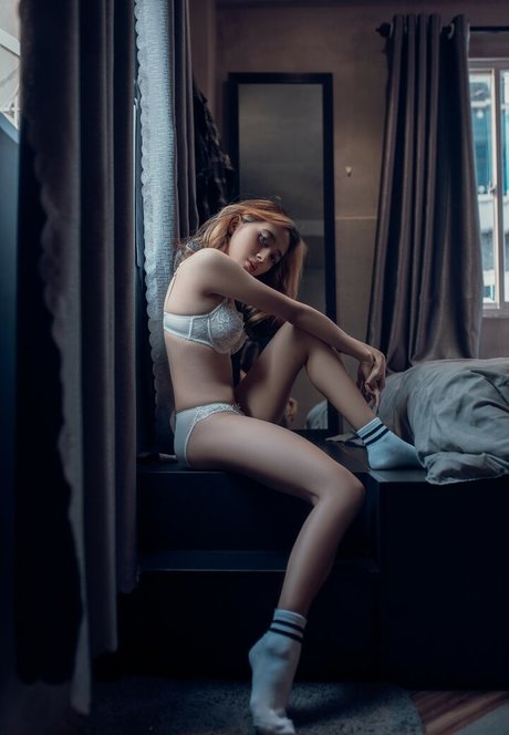 Mercury Nguyen high quality model pic