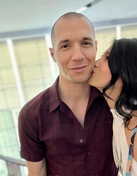 chixuruniverse nice pornstar img