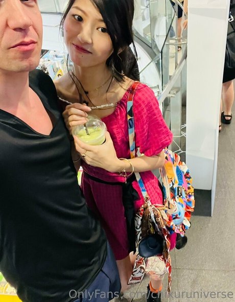 chixuruniverse model free pics