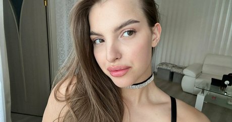 vixydi free erotic actress galleries