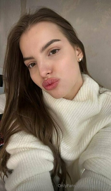 vixydi free sexy model image