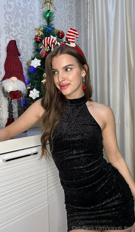 vixydi free hot model galleries
